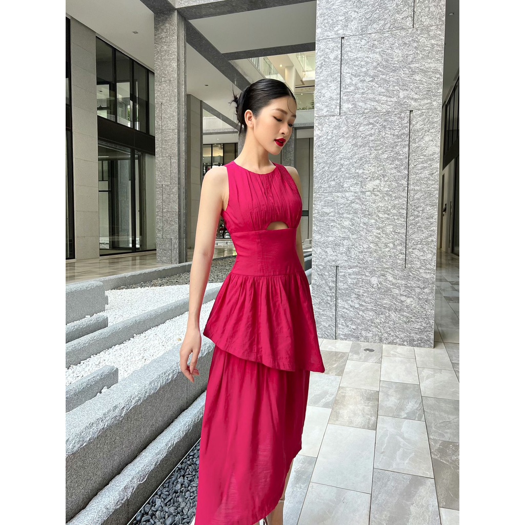COLUS - Đầm đỏ 2 tầng sát nách