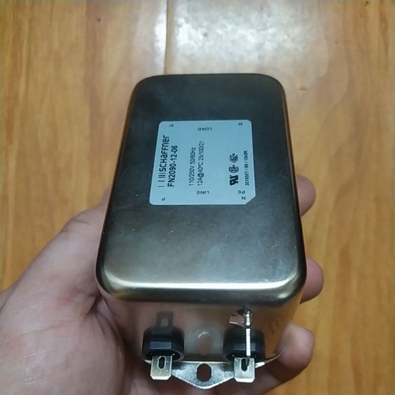 Lọc nguồn  SCHAFFNER 12A đa tầng Thụy Sỹ. Chuyên dụng cho lọc nguồn audio.
