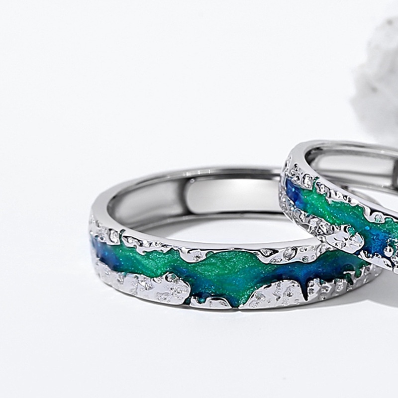 Nhẫn Cặp Đôi Họa Tiết Bầu Trời Đầy Sao Màu Gradient Cực Quang