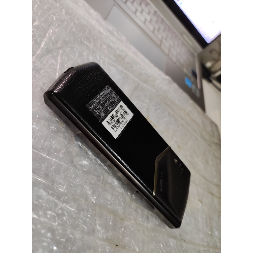 Điện thoại Cubot Pocket 3 màu đen