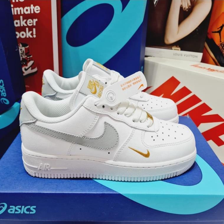 Giày thể thao af1 vệt xám logo móc vàng , Giày sneaker air force 1 vệt xám logo thêu vàng bản đẹp full box bill