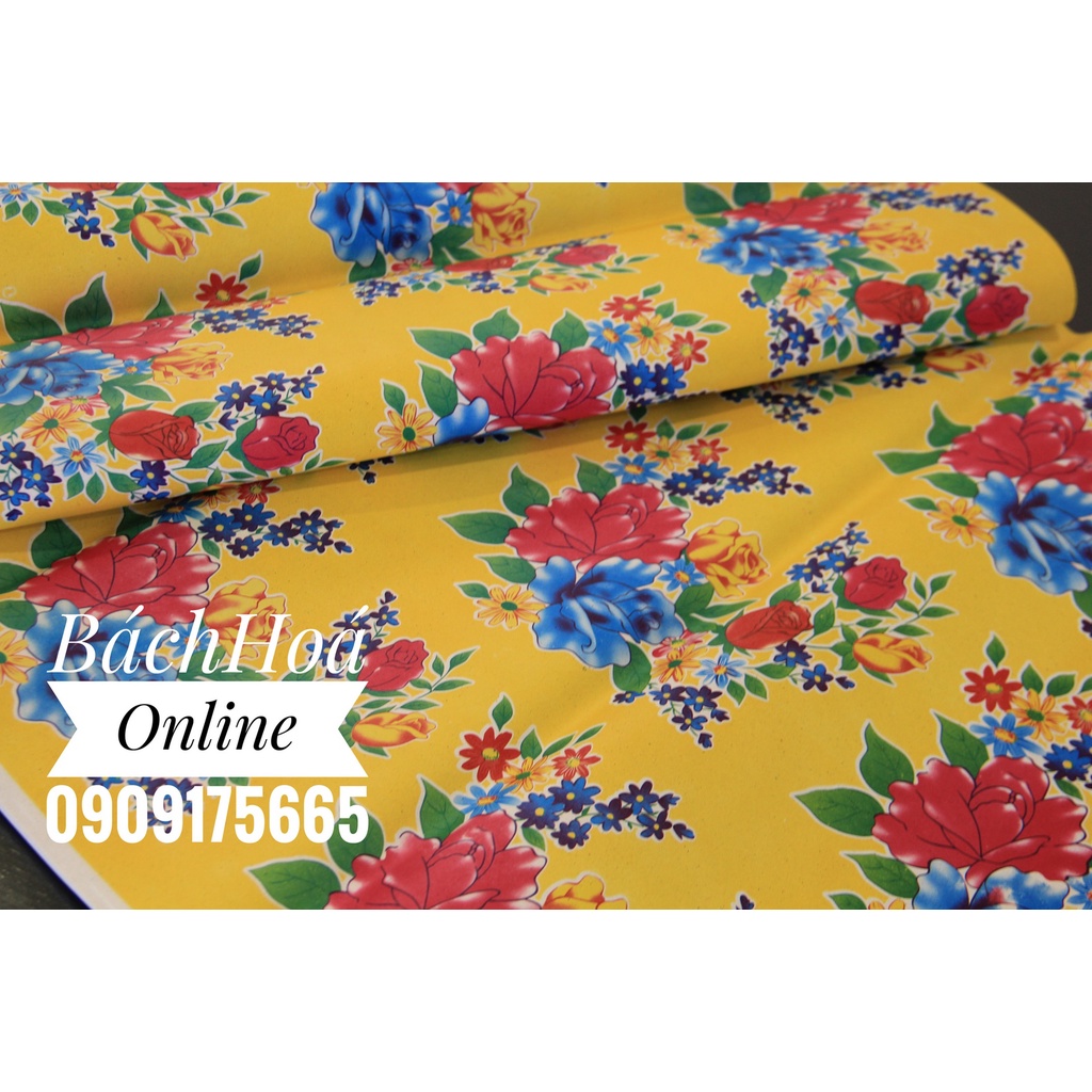 Giấy hoa nền vàng tết dùng để gói quà, chậu cây 55 x 65cm