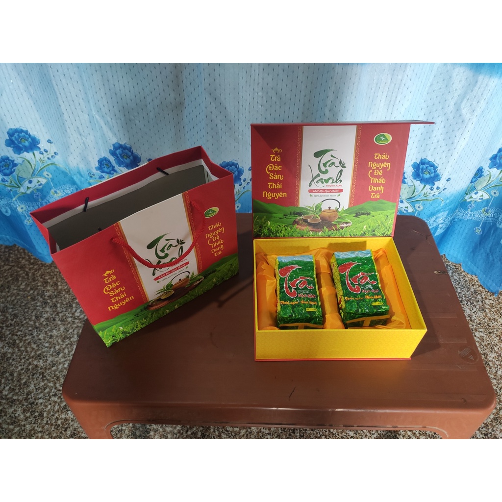 Hộp trà Thái Nguyên Cao Cấp - Làm quà biếu lễ TẾT