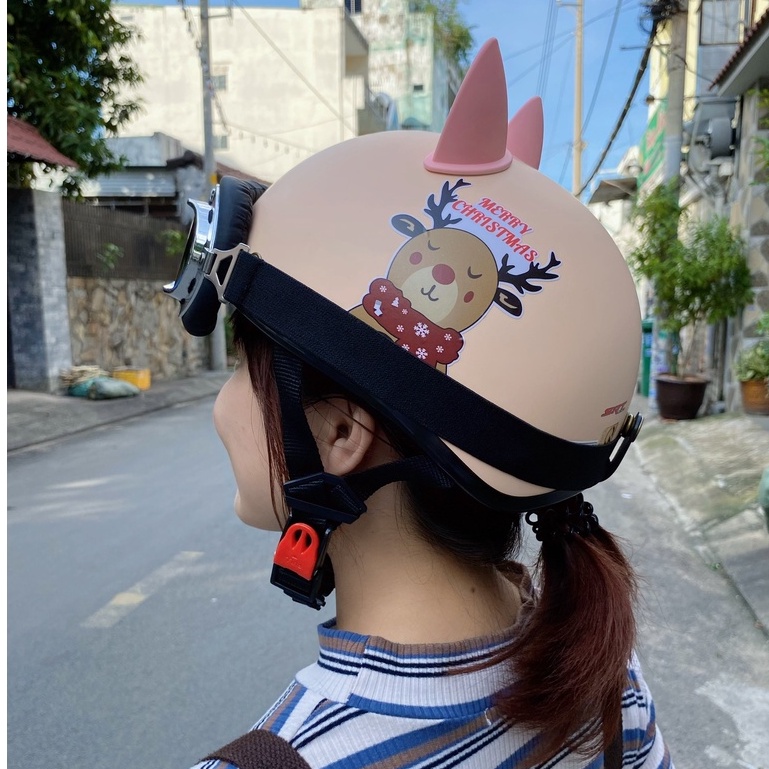 Sticker gắn mũ bảo hiểm SRT tem hươu- SRT HELMETS