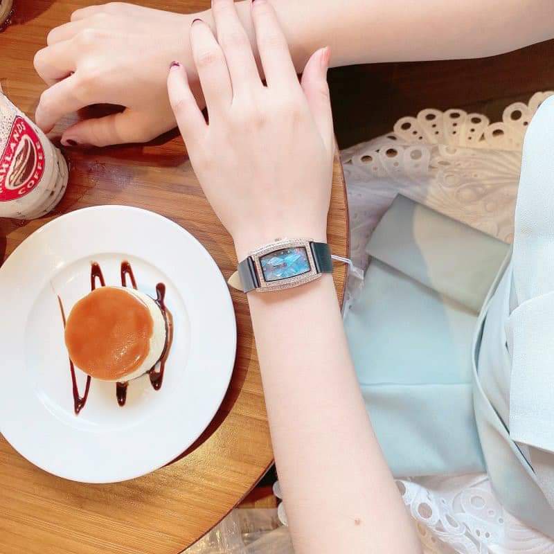 Đồng Hồ Davena Nữ Chính Hãng Mặt Khảm Trai Xanh Lấp Lánh Size 32mm