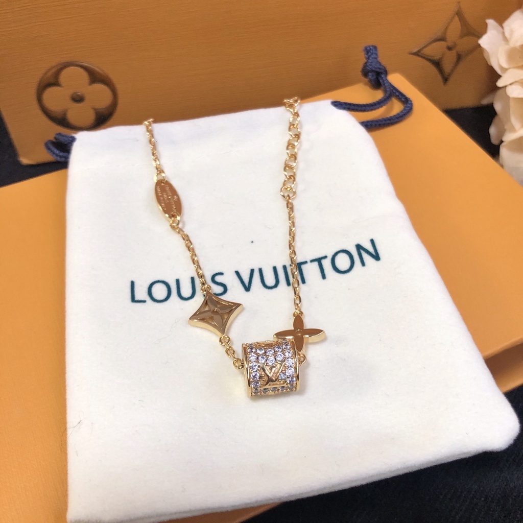 Louis vuitton Vòng Cổ / Khuyên Tai / Vòng Tay lv In Chữ Thời Trang Cho Nam Và Nữ