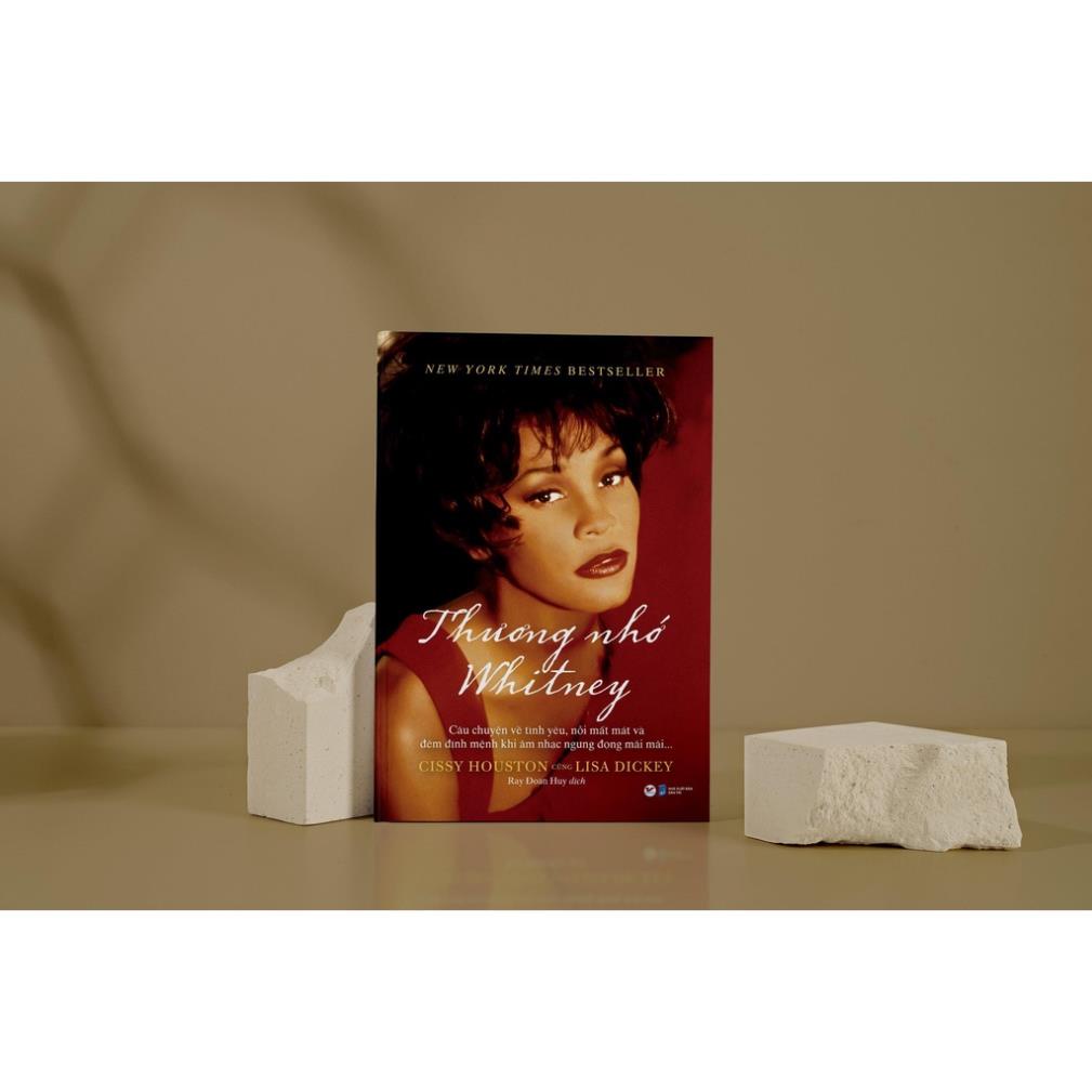 Sách - Thương nhớ Whitney - Câu chuyện về tình yêu, nỗi mất mát và đêm định mệnh khi âm nhạc - Tân Việt