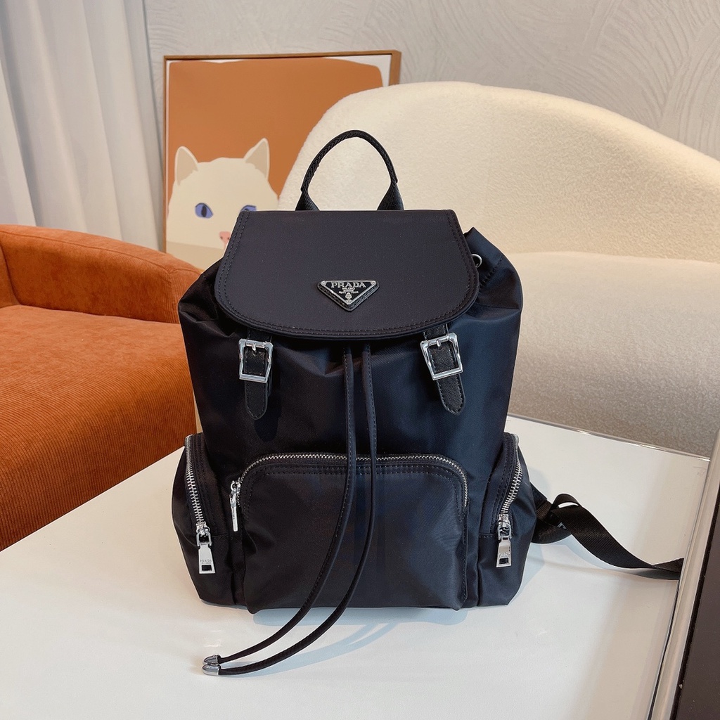 Ba Lô Prada Sức Chứa Lớn Kiểu Dáng Đơn Giản Tiện Lợi Dễ Sử Dụng