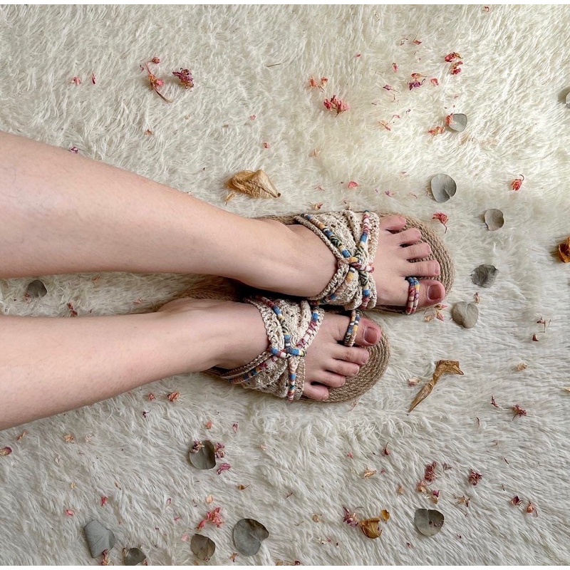 Dép cói phong cách bohemian