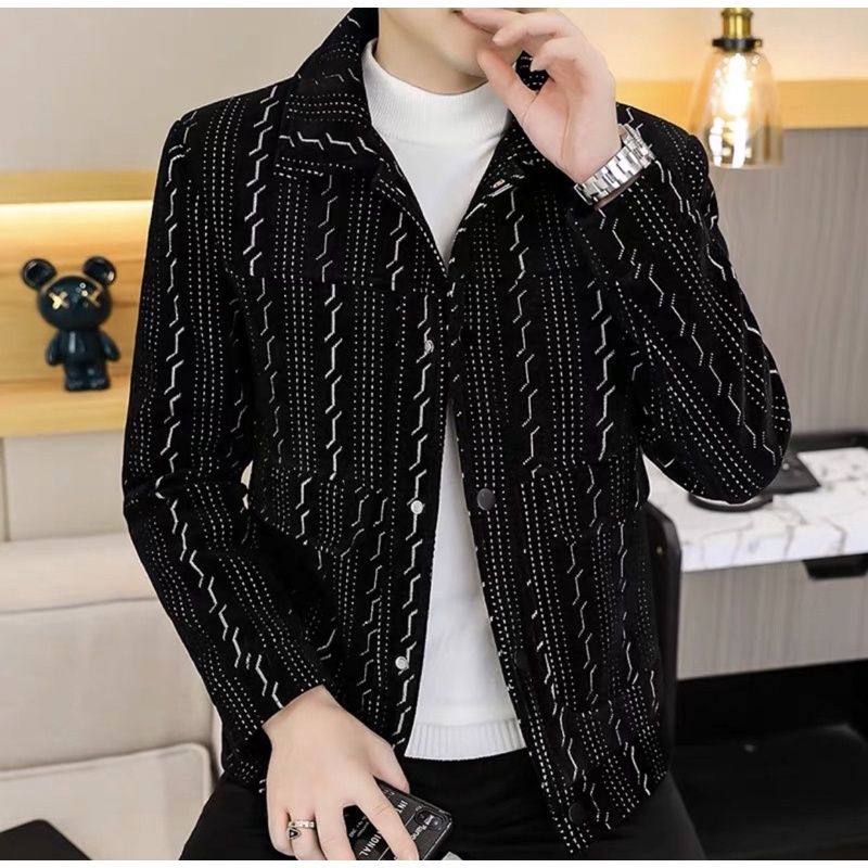 Áo khoác dạ nam chữ và kẻ