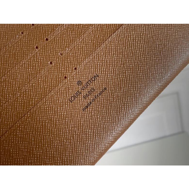 Túi Đeo Vai Louis Vuitton Chính Hãng 100% M61276