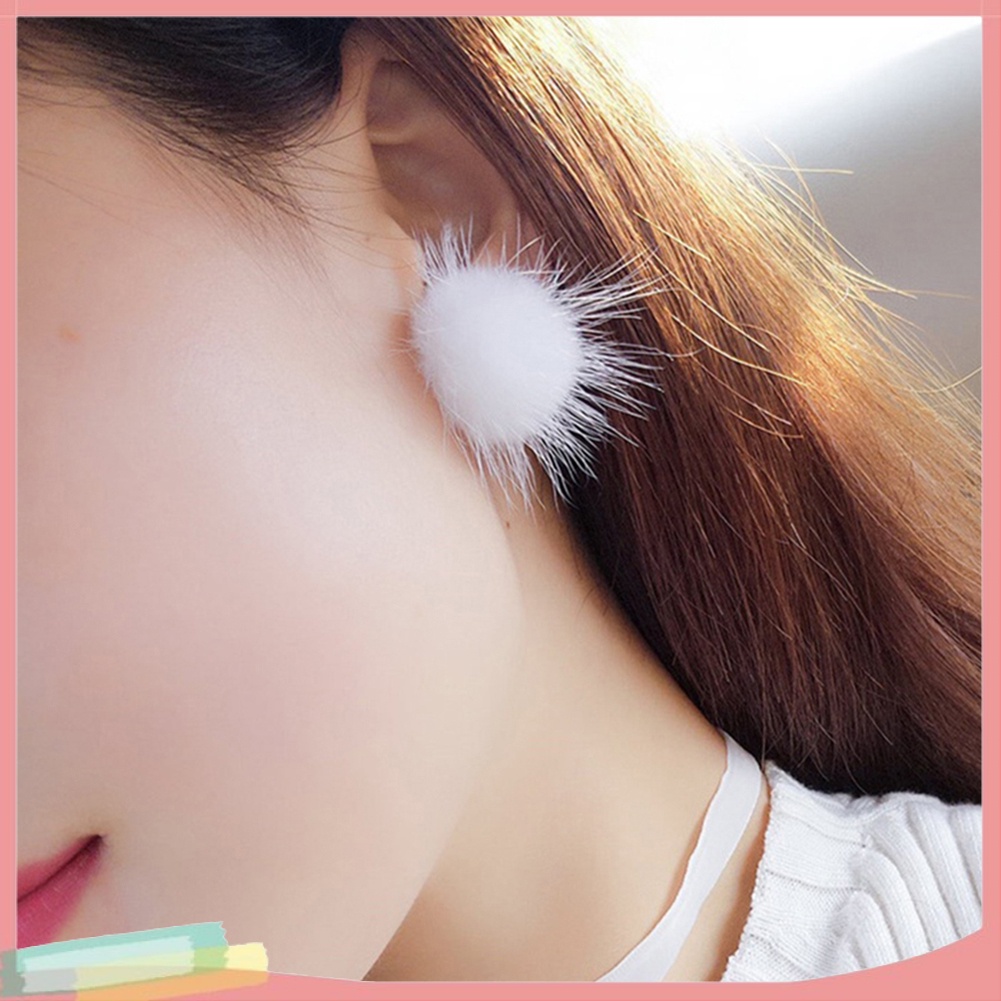 Đôi khuyên tai bóng lông thời trang cho nữ