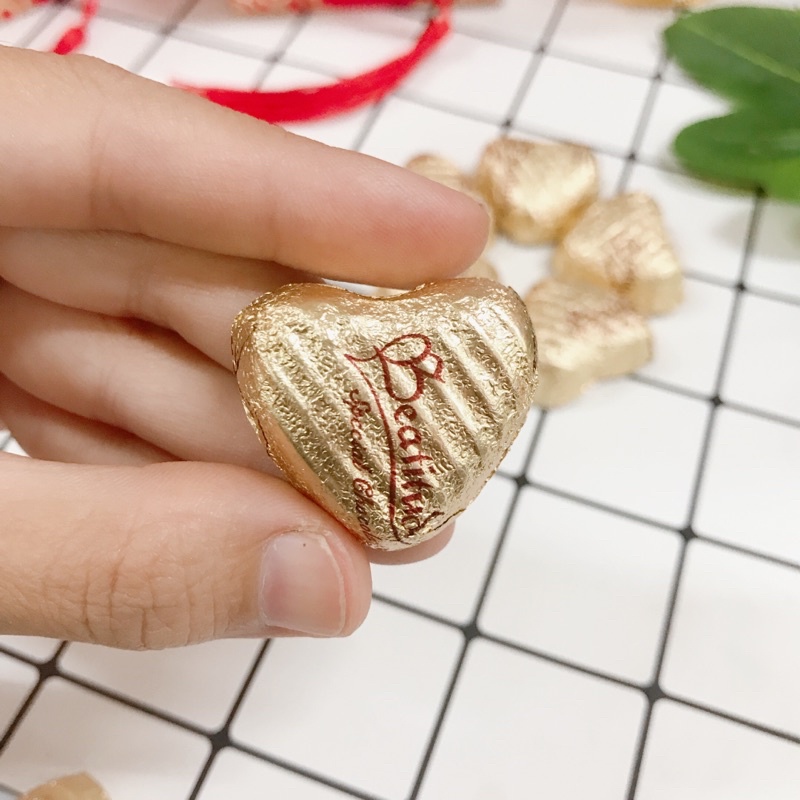 Combo 50,100 viên socola chocolate hình trái tim vàng làm quà cưới, quà 14/2