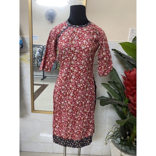Thanh lý áo dài cách tân màu đỏ hoa nhí