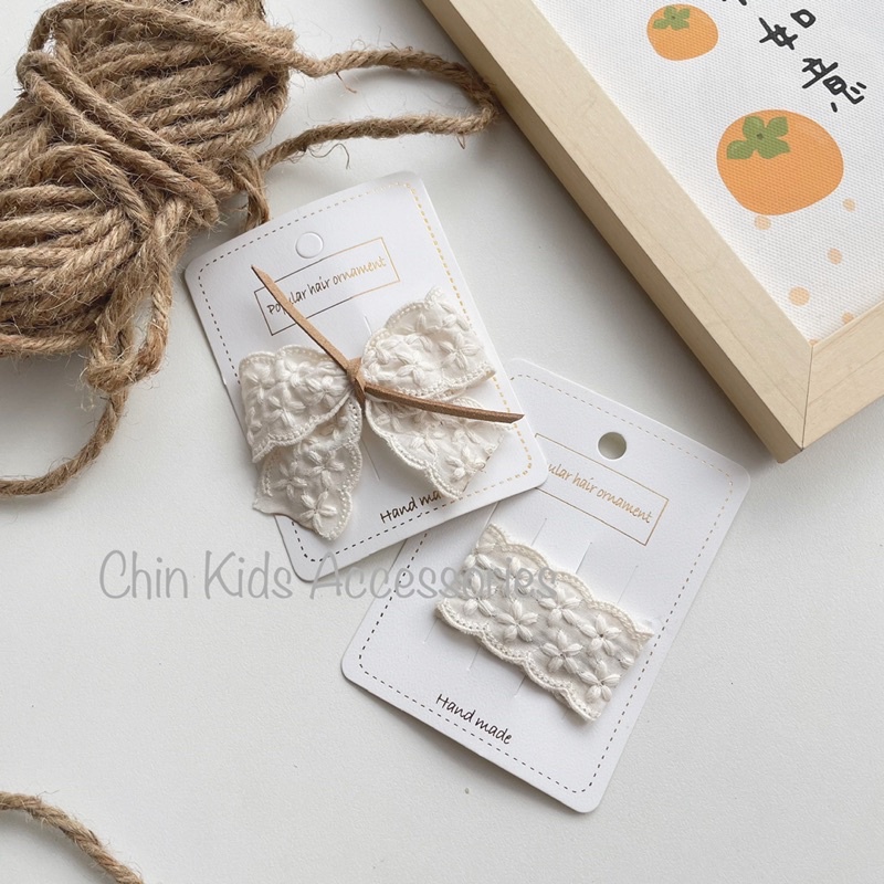 Kẹp tách, kẹp tóc hoa thêu nổi cho bé