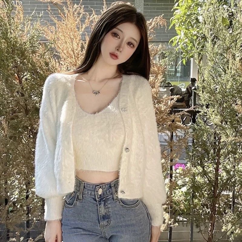 SET ÁO 2 DÂY+ CARDIGAN LEN LÔNG MÀU CỰC XINH S67482