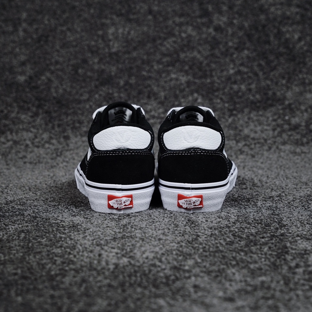 Giày Trượt Patin Chuyên Nghiệp Thoải Mái Có Đèn Led Vans Rowan Dành Cho Nam Và Nữ-2038