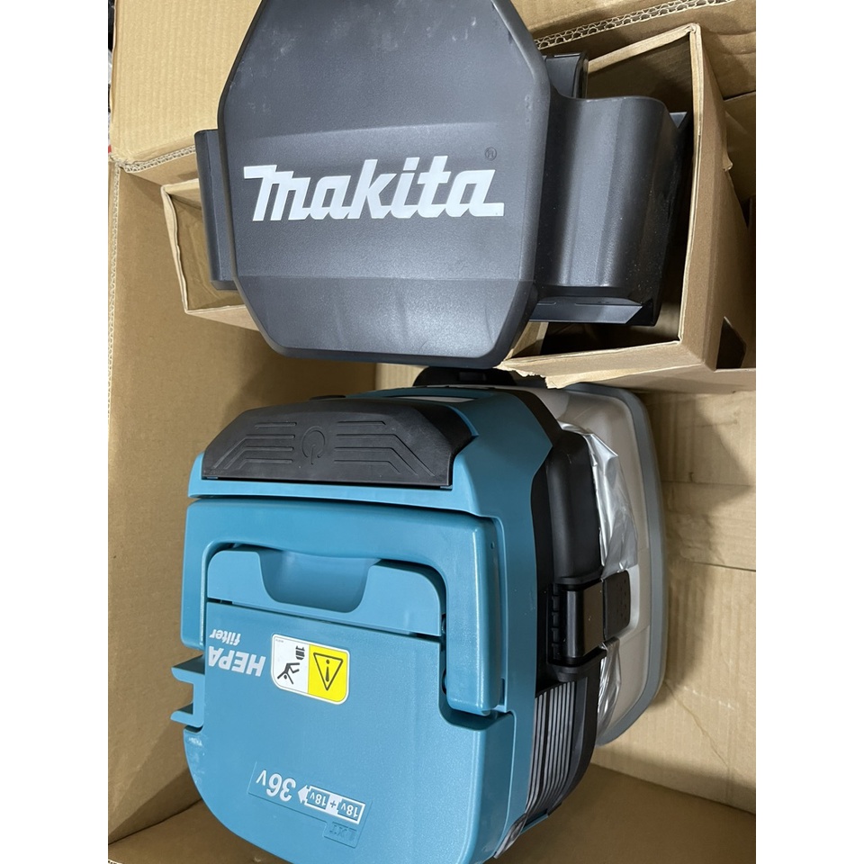 Máy hút bụi dùng pin Makita DVC863LZ