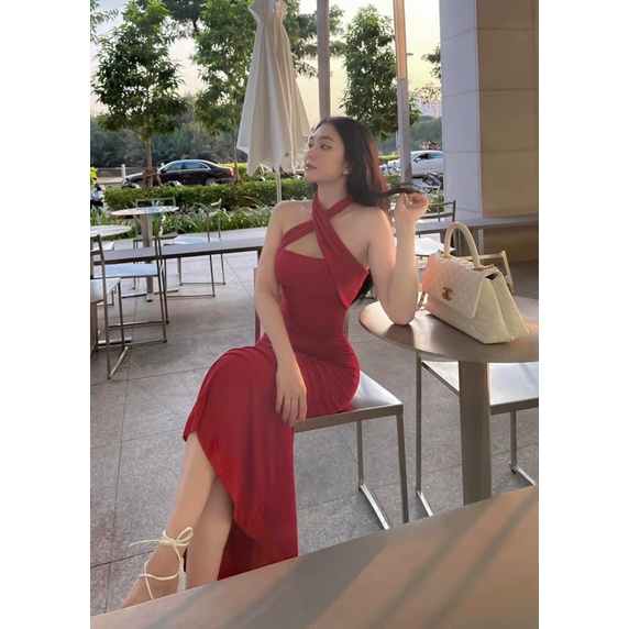 ĐẦM BODY DÁNG DÀI ĐUÔI CÁ CHÉO DÂY CỔ,MẶC 2 KIỂU