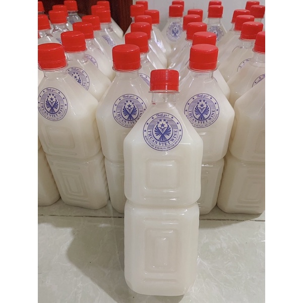 Nếp sữa (nếp đục) chai 850ml nhà nấu đãi tiệc liên hoan