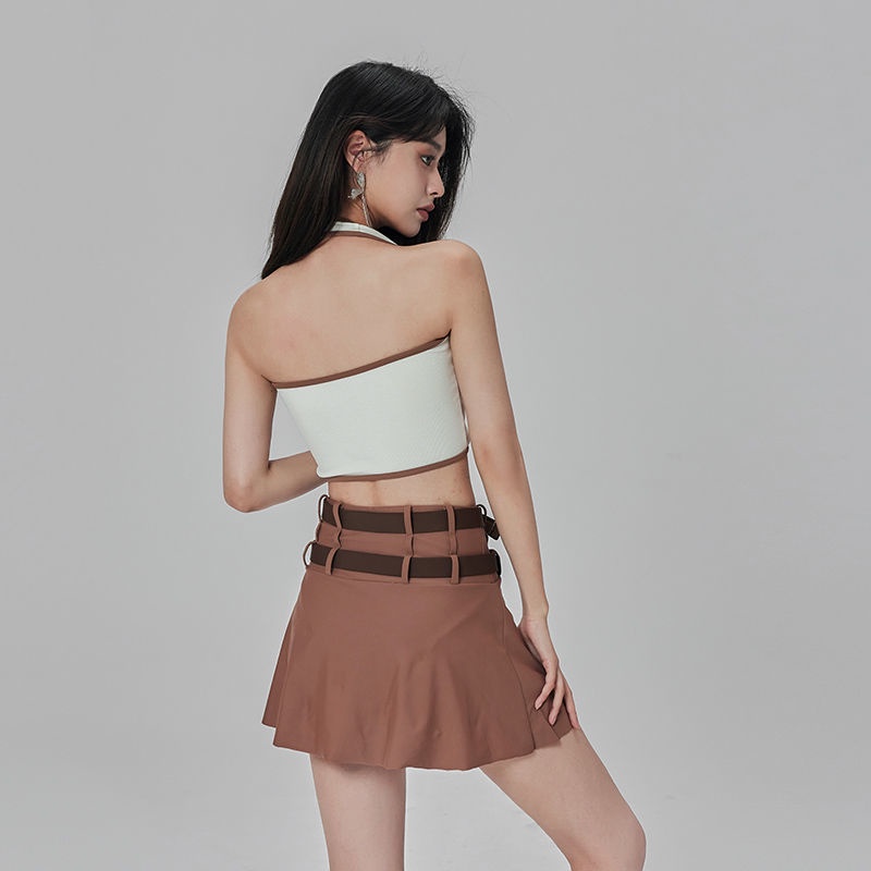 Áo ba lỗ sát nách, croptop, ôm body, có dây rút, phong cách Hàn Quốc 2022 và chân váy chữ A, xếp ly, hot trend genzzz | BigBuy360 - bigbuy360.vn