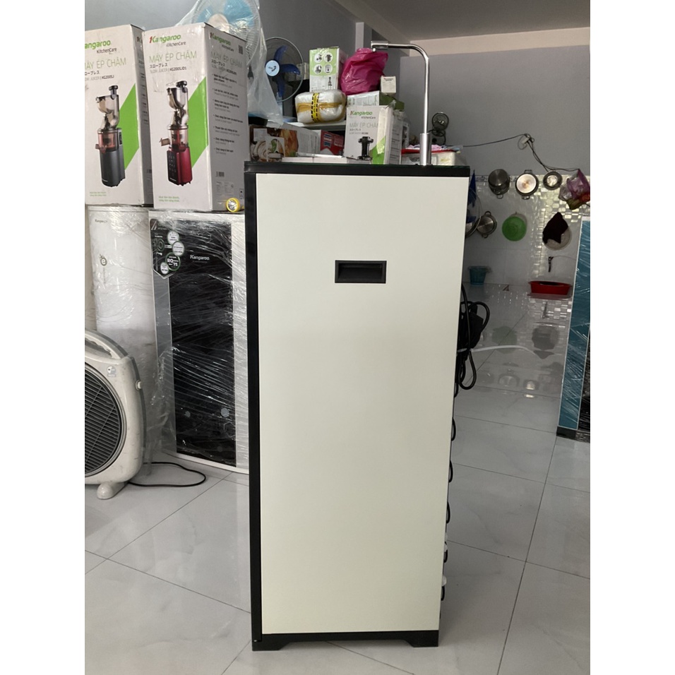 Máy lọc nước RO nóng nguội lạnh Sunhouse SHA76214CK-S 9 lõi - Hàng trưng bày