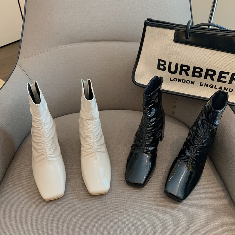 Bốt  Nữ Nhăn Bóng 7 Phân Kéo Khoá