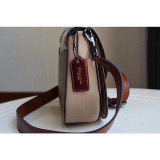 TÚI COACH SADDLE Dáng bầu sẵn
