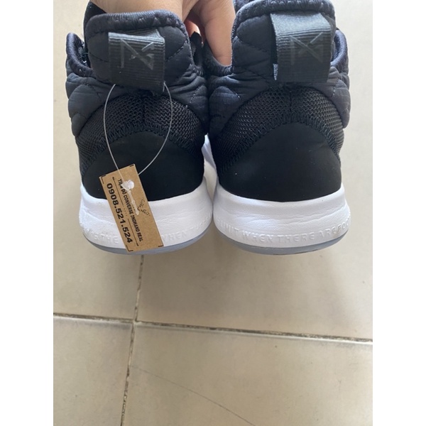 Giày chính hãng đã qua sử dụng