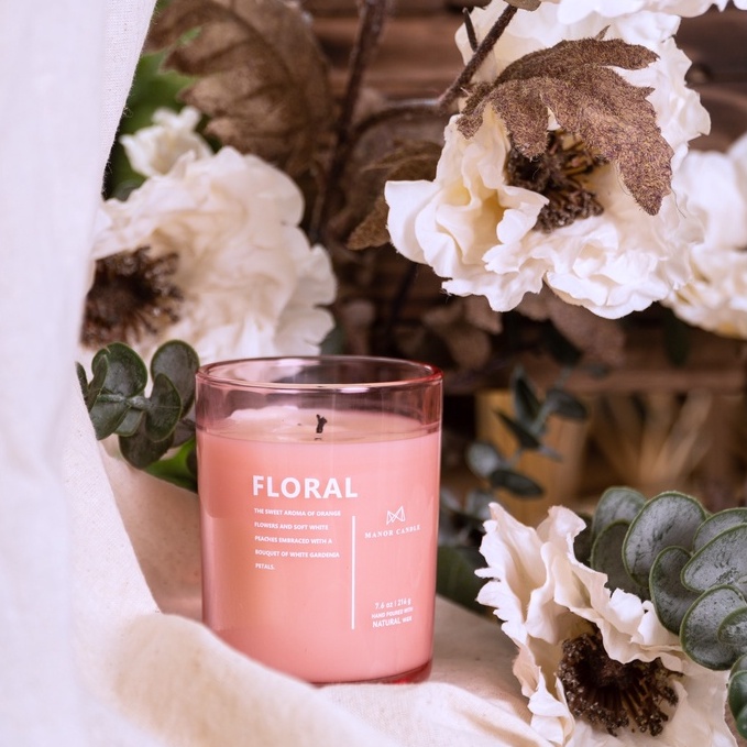 Nến Thơm FLORAL Hương Cam Kết Hợp Trái Đào Tươi Và Hoa Dành Dành, Manor Candle