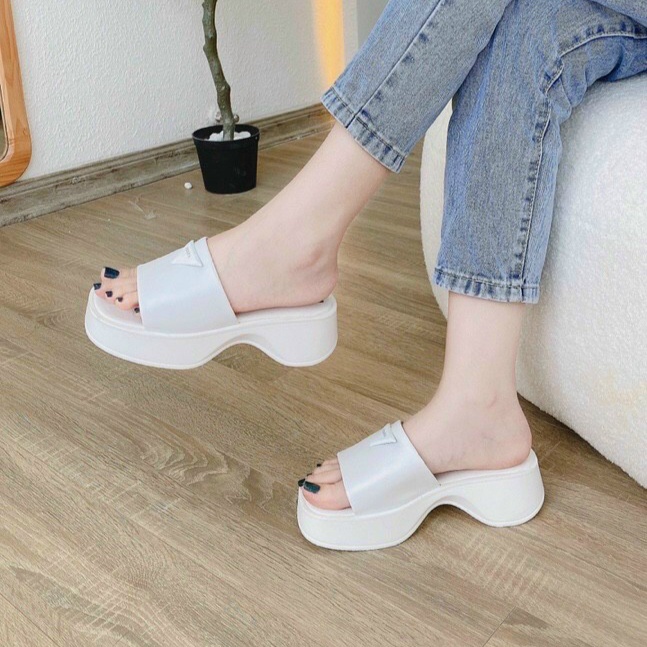 Dép Quai Ngang Nữ Đế Bánh Mì Cao 5P Siêu Nhẹ Da Mềm Êm Mẫu PDNEW