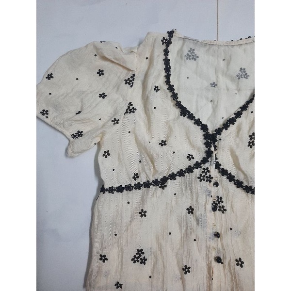 Pass/ Thanh lý Áo hoa nhí tay bồng