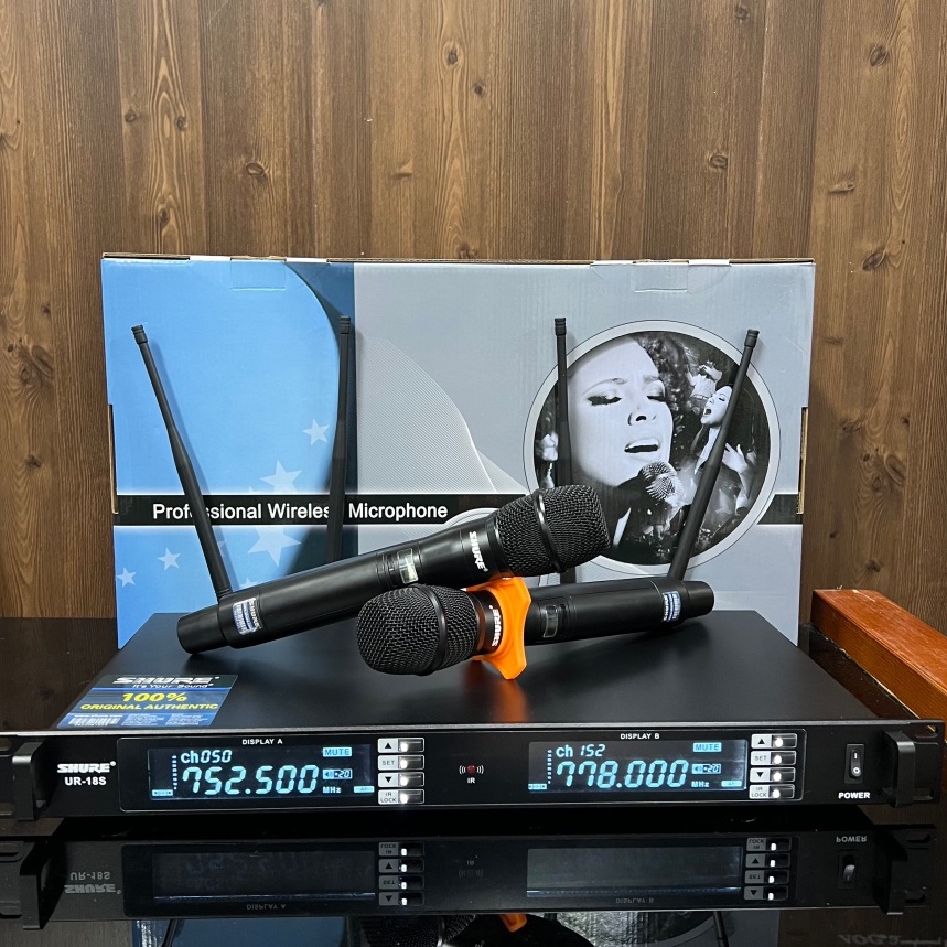 Micro không dây Shure UR18S | Shure UR18 pro Vỉ mạch to - 4 hộp sóng khủng | Sóng xa - Tiến Sạch