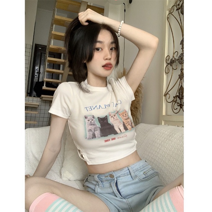 Áo Thun Crop Top Tay Ngắn Màu Trắng In Họa Tiết Thời Trang Quyến Rũ Cho Nữ