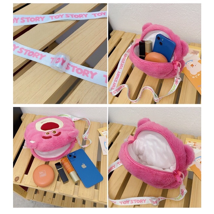 Túi đeo chéo gấu dâu lotso hồng phủ lông nhung mềm mại dễ thương De Perier