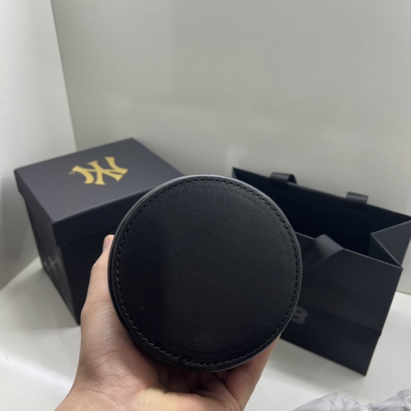 Túi Đeo Chéo - Cầm Tay MLB Logo Dập Chìm Tqxk Cao Cấp