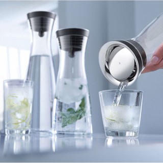 Bình thủy tinh có núm lọc nước WMF Wasserkaraffe Basic 1L - Hàng Đức