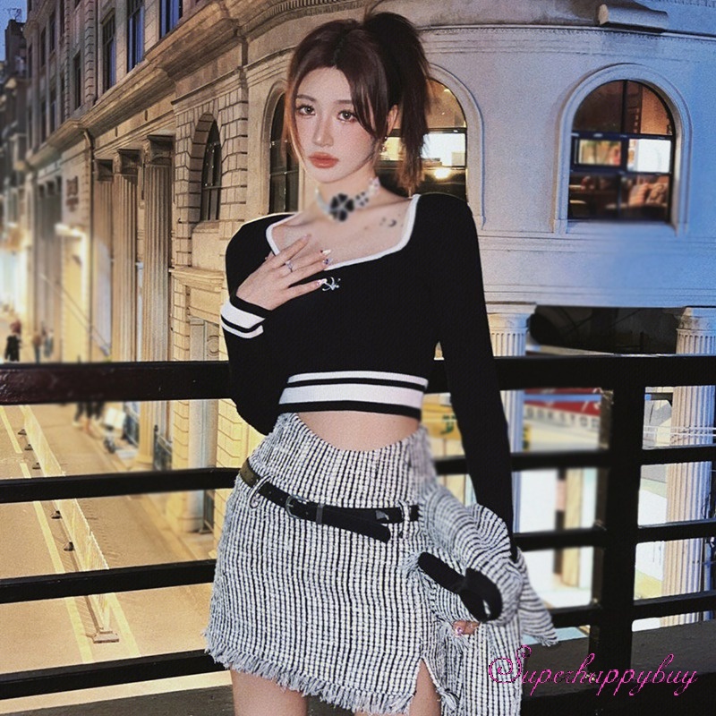 Áo Dệt Kim Nữ Cổ Vuông Dài Tay Thêu Hoa