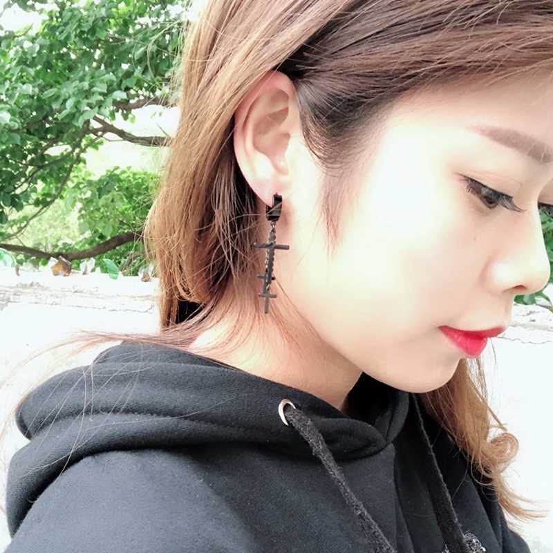 Khuyên tai titan, bông tai nam nữ hình 3 cây thánh giá phong cách Hàn Quốc KT004