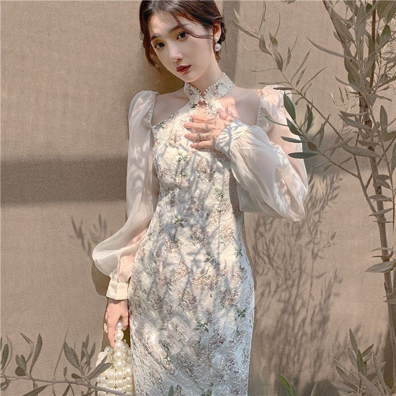 Sườn xám thêu hoa hở vai cổ ngọc khí chất thanh lịch🌸