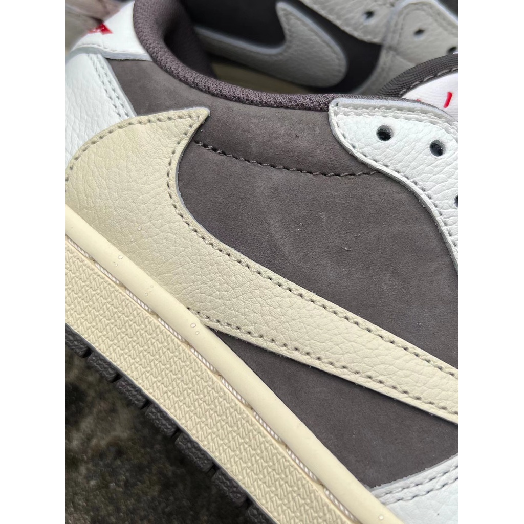 Giày bóng rổ trắng Travis Scott x Air Jordan 1 "Có Size 35-46 Thời Trang Dành Cho Nam Và Nữ