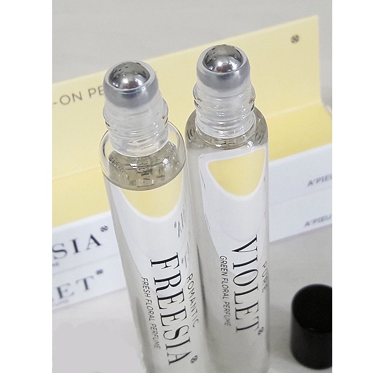 Nước Hoa Dạng Lăn Tiện Dụng Apieu My Hand-On 10ml