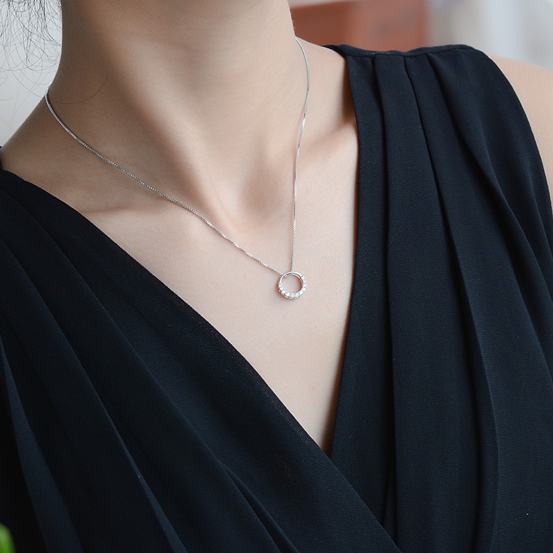 Vòng cổ Mặt Trăng Khuyết Đính Đá Lấp Lánh Mới