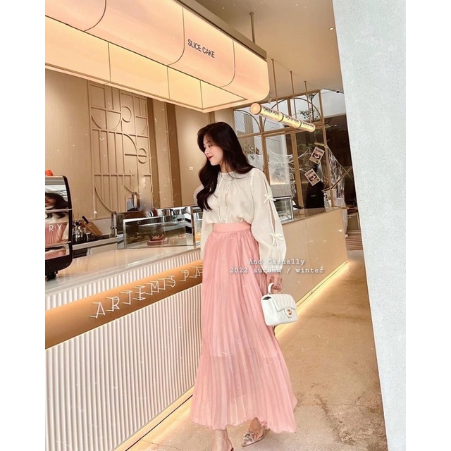 SET ÁO VOAN TRẮNG KHOÉT TAY THẮT NƠ CHÂN VÁY MIDI DẬP LY 🤎