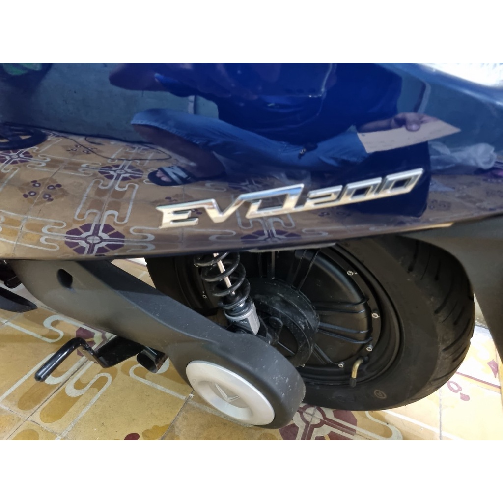 THẢM CAO SU XE MÁY ĐIỆN EVD200 DẦY