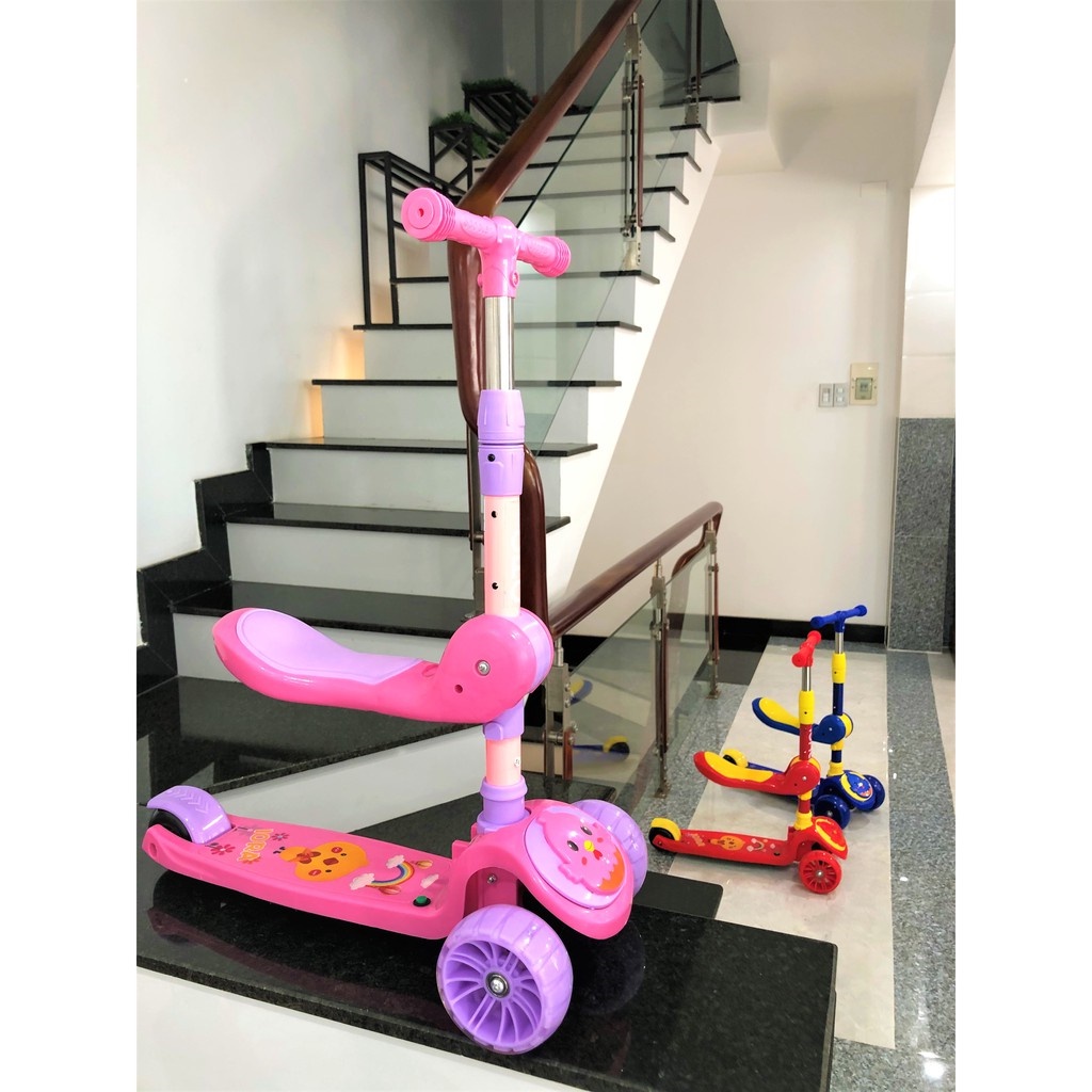 ☀️ Xe trượt scooter cho bé Scooter Gà 2 in 1 có nhạc bánh xe phát sáng.