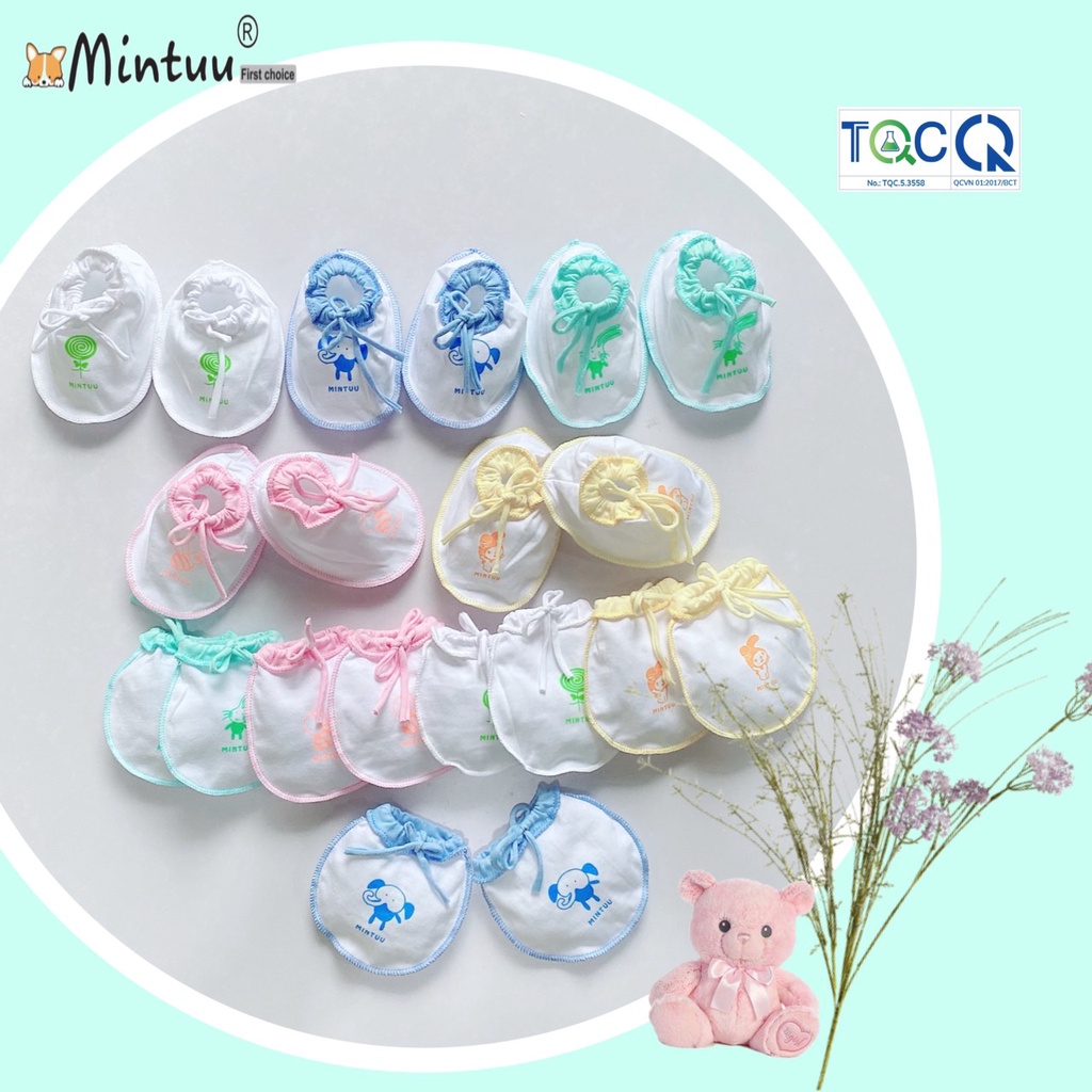 Bộ bao tay chân sơ sinh cho bé cột dây trắng, chất liệu vải 100% cotton, thương hiệu MINTUU