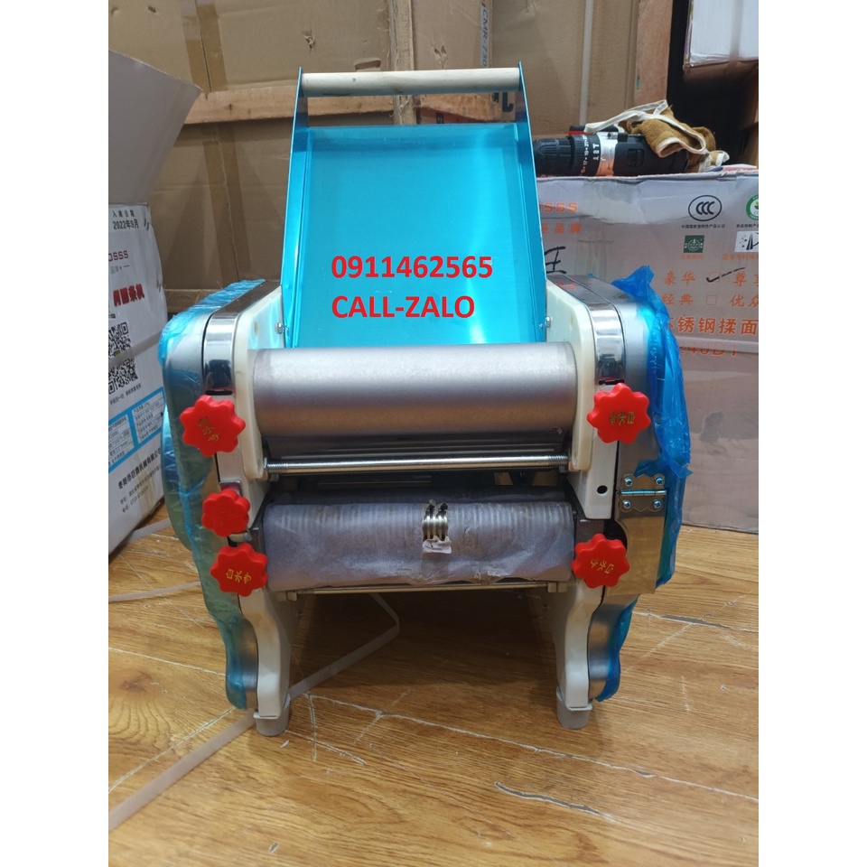Máy cán thịt bò khô,cá,mực,mỳ sợi,bánh canh...chạy bằng điện công suất 550w(Bộ dao trục cán inox 100%)