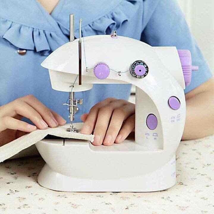 Máy May Để Bàn Mini Gia Đình Có Đèn Led - Máy Khâu Gia Đình Nhỏ Gọn Tiện Ích