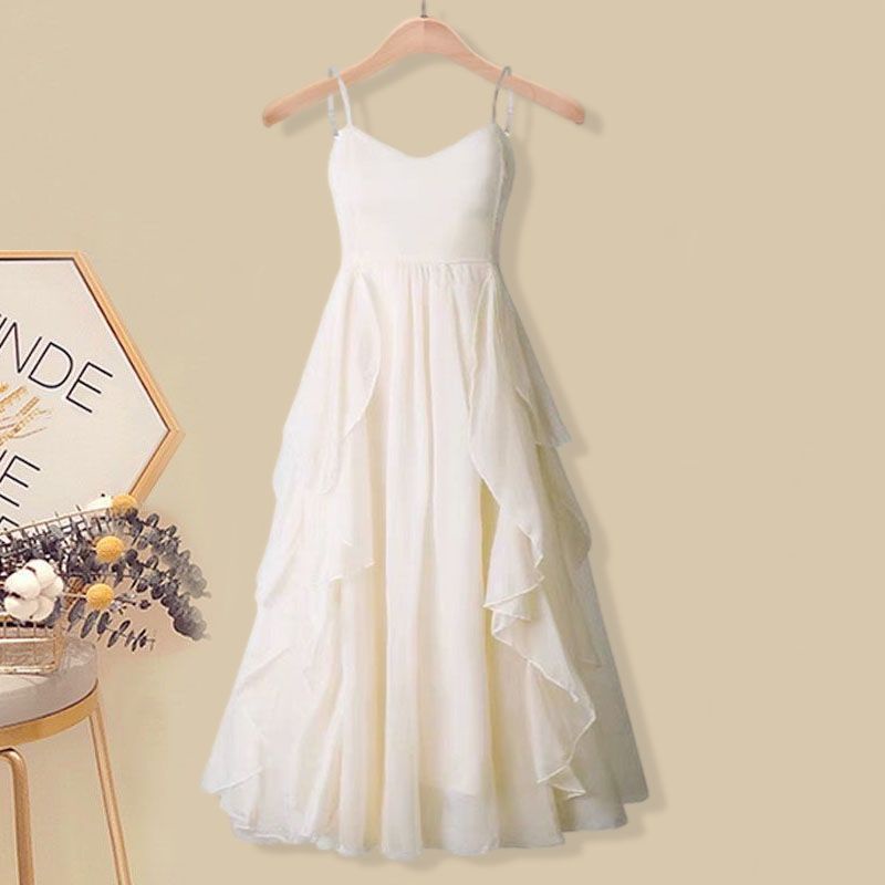 Váy xinh ngẫu nhiênVáy xinh ngẫu nhiên